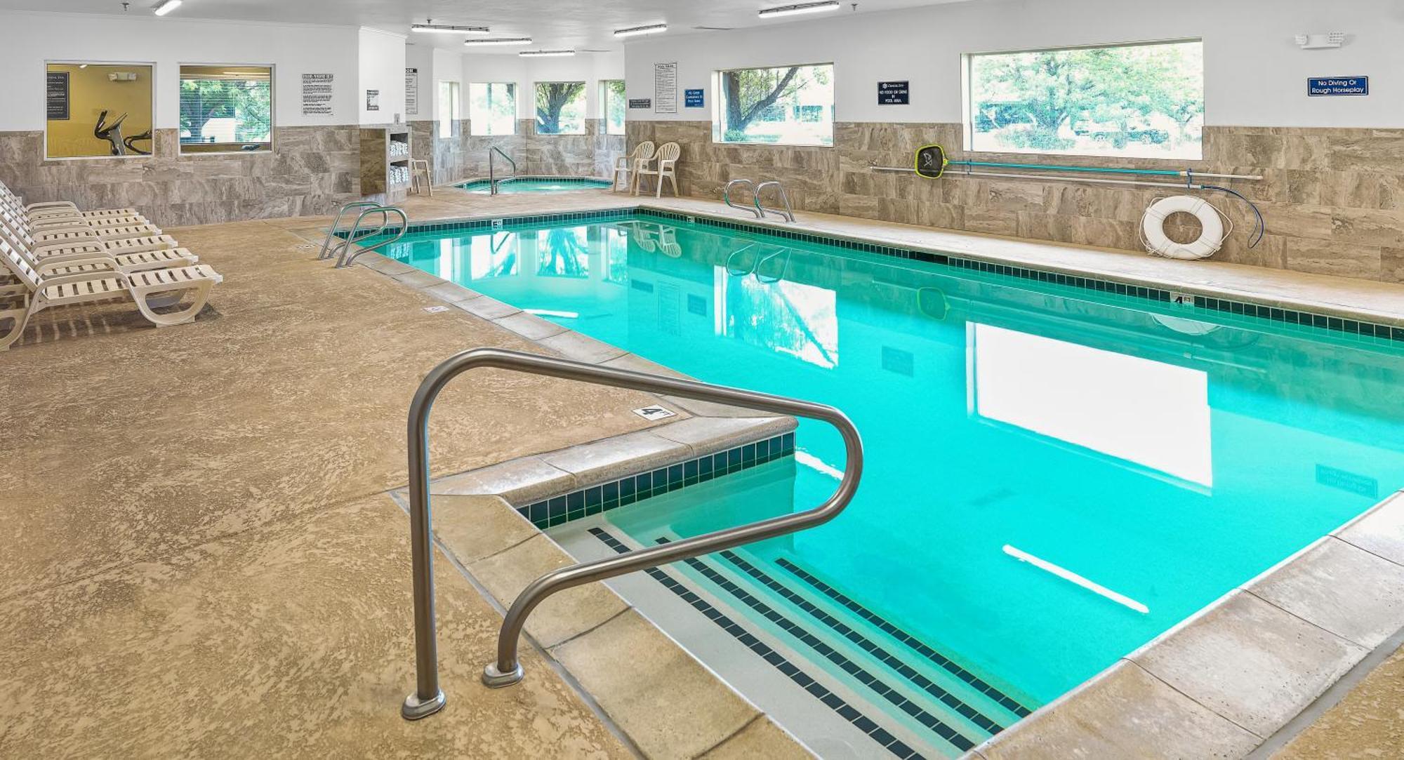 מוריי Crystal Inn Hotel & Suites - Midvalley מראה חיצוני תמונה